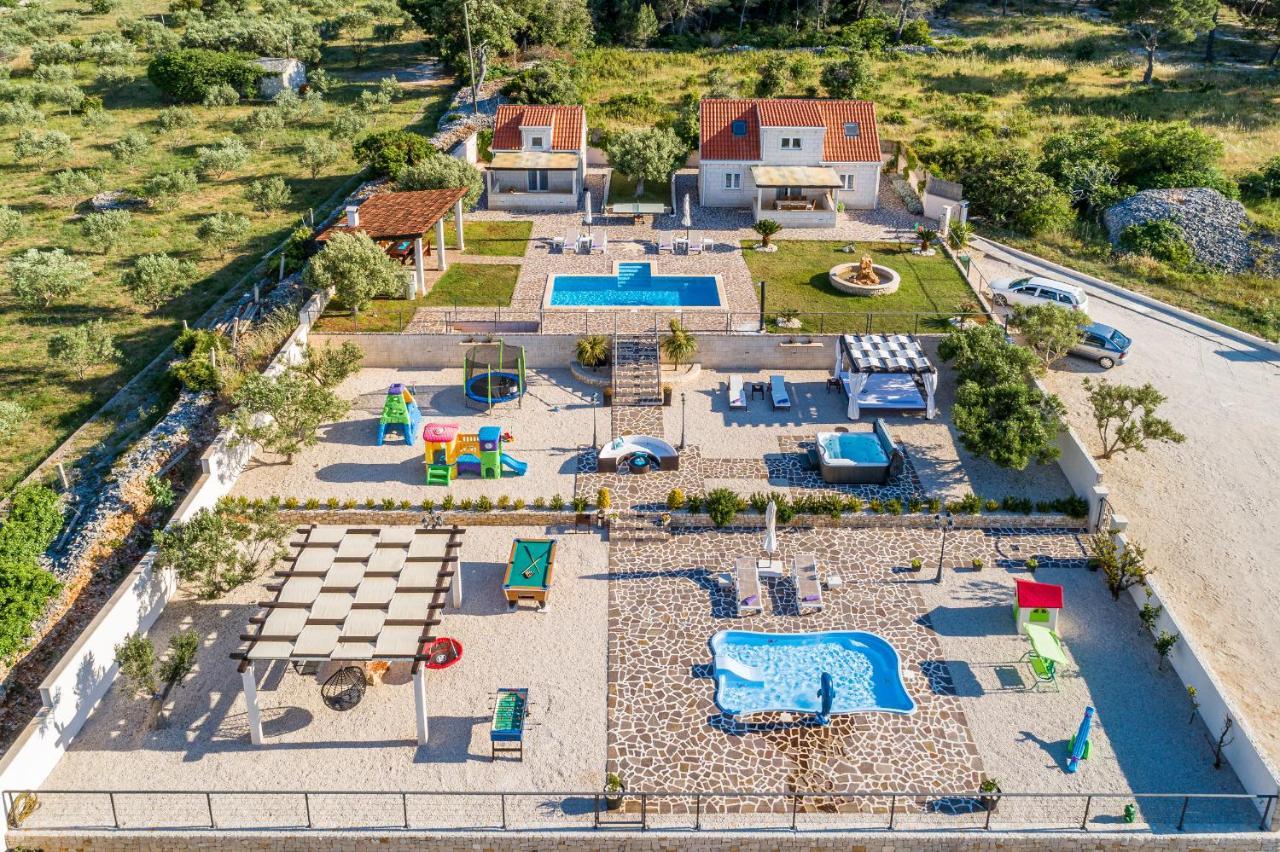 Villa Mis Supetar Exteriör bild