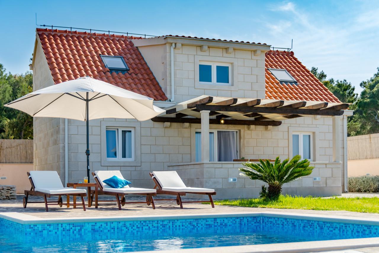 Villa Mis Supetar Exteriör bild
